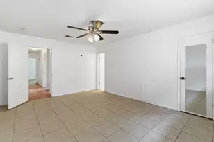 303 N Forest Blvd, Houston, TX 77090 - Photo 21