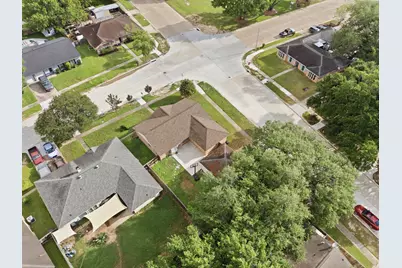 303 N Forest Boulevard, Houston, TX 77090 - Photo 31