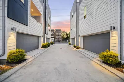 1804 Elysian Street, Houston, TX 77026 - Photo 7