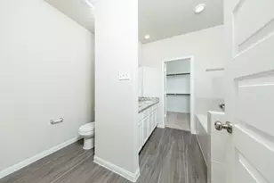 2520 Hawks Eye Dr, Conroe, TX 77301 - Photo 11