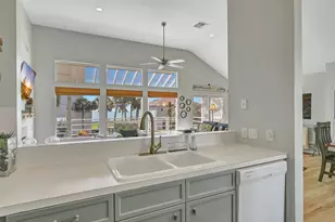 18418 E De Vaca Ln, Galveston, TX 77554 - Photo 19