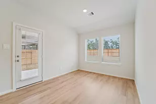 16245 Parish Pointe Ct, Conroe, TX 77302 - Photo 5