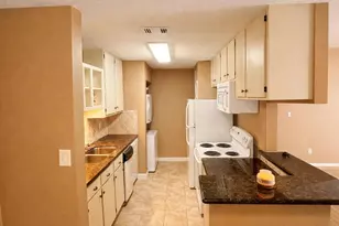 9707 Richmond Ave, Houston, TX 77042 - Photo 5