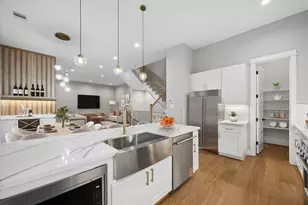 1181 W 19th St, Houston, TX 77008 - Photo 11
