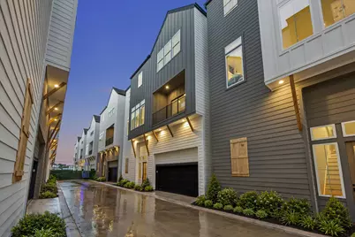1181 W 19th Street, Houston, TX 77008 - Photo 1