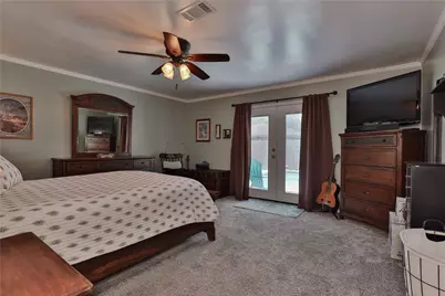 203 Tamarind Street, Lake Jackson, TX 77566 - Photo 17