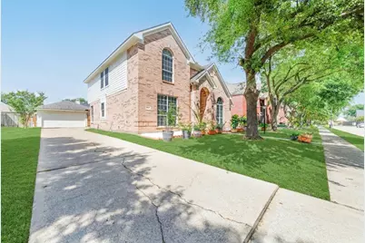 3822 Shady Harbor Drive, Houston, TX 77082 - Photo 3