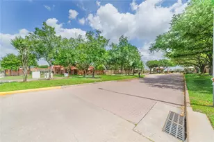 3822 Shady Harbor Dr, Houston, TX 77082 - Photo 33