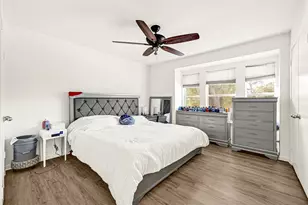 2025 Winrock Blvd, Houston, TX 77057 - Photo 15