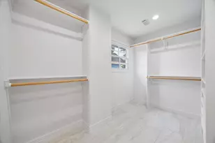 3915 Golf Dr, Houston, TX 77018 - Photo 15