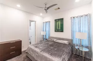 2209 Chenevert St, Houston, TX 77003 - Photo 25