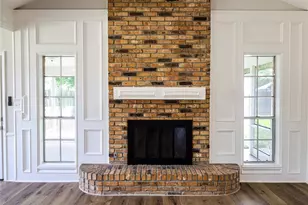 51 Sweetgum Ct, Lake Jackson, TX 77566 - Photo 7
