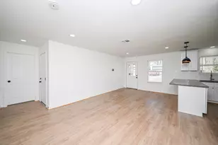 4710 Hershe St, Houston, TX 77020 - Photo 25