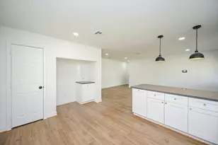4710 Hershe St, Houston, TX 77020 - Photo 31