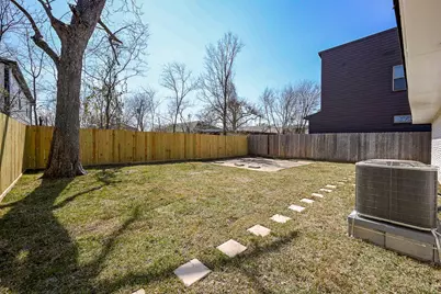 4710 Hershe Street, Houston, TX 77020 - Photo 13