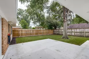 5933 Birdwood Rd, Houston, TX 77074 - Photo 23