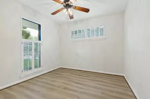 5933 Birdwood Rd, Houston, TX 77074 - Photo 19