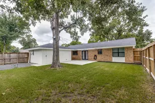 5933 Birdwood Rd, Houston, TX 77074 - Photo 23