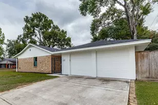 5933 Birdwood Rd, Houston, TX 77074 - Photo 5