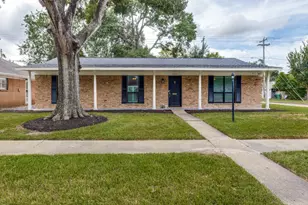 5933 Birdwood Rd, Houston, TX 77074 - Photo 3