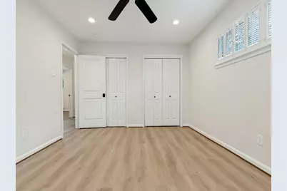 5933 Birdwood Road, Houston, TX 77074 - Photo 17