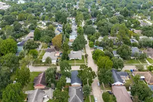 5933 Birdwood Rd, Houston, TX 77074 - Photo 29