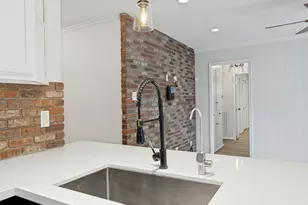 5933 Birdwood Rd, Houston, TX 77074 - Photo 9
