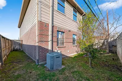 512 Bertloma Street, Pasadena, TX 77502 - Photo 49