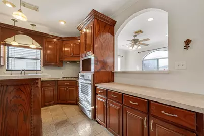512 Bertloma Street, Pasadena, TX 77502 - Photo 9