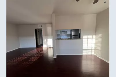 14333 Memorial Drive #31, Houston, TX 77079 - Photo 5