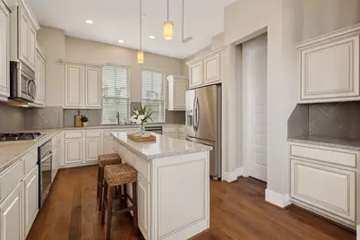 803 Algona Avenue, Houston, TX 77008 - Photo 3