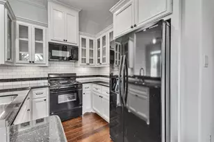 3911 Kennon St, Houston, TX 77009 - Photo 7