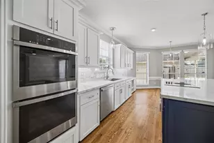 7915 Huddersfield Ct, Spring, TX 77379 - Photo 17