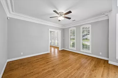 7915 Huddersfield Court, Spring, TX 77379 - Photo 9