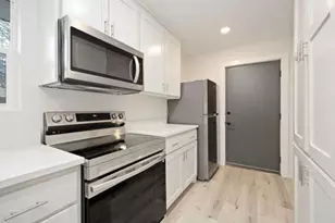 711 W Sidnor St, Alvin, TX 77511 - Photo 35