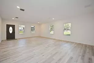 711 W Sidnor St, Alvin, TX 77511 - Photo 21