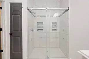 711 W Sidnor St, Alvin, TX 77511 - Photo 5