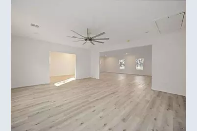 711 W Sidnor Street, Alvin, TX 77511 - Photo 23