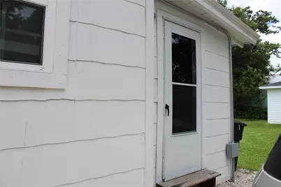 229 Neyland Street #B, Houston, TX 77022 - Photo 19