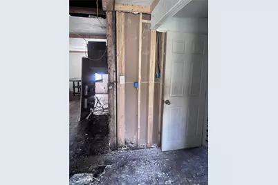 2404 Russell Street, Houston, TX 77026 - Photo 11