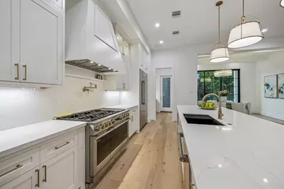 4026 Lanark Lane #A, Houston, TX 77025 - Photo 13