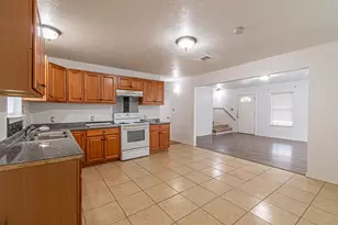 633 Bradley St, Seabrook, TX 77586 - Photo 7