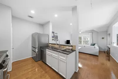 834 W Heights Hollow Lane, Houston, TX 77007 - Photo 13