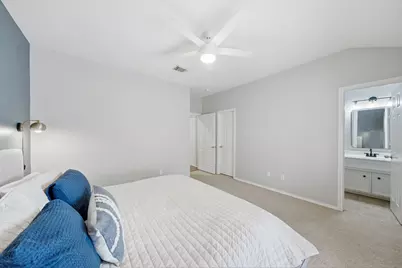 834 W Heights Hollow Lane, Houston, TX 77007 - Photo 17