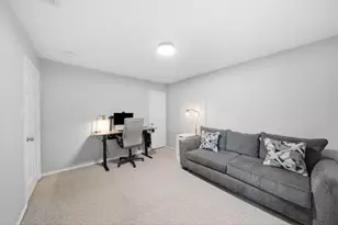 834 W Heights Hollow Ln, Houston, TX 77007 - Photo 5