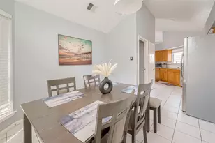9310 Corner Oaks Ln, Houston, TX 77036 - Photo 21