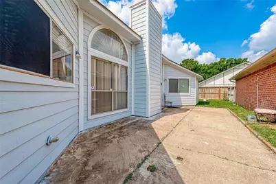 9310 Corner Oaks Ln, Houston, TX 77036 - Photo 39