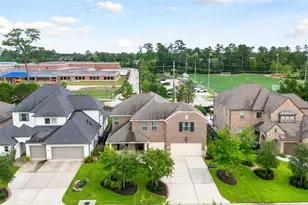 35 Birch Canoe Dr, Tomball, TX 77375 - Photo 39