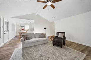 15643 Meadow Village Dr, Houston, TX 77095 - Photo 11