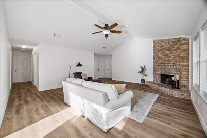 15643 Meadow Village Drive, Houston, TX 77095 - Photo 11